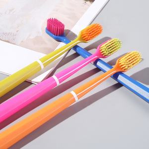 <span class=keywords><strong>Cepillo</strong></span> <span class=keywords><strong>de</strong></span> <span class=keywords><strong>dientes</strong></span> personalizado para adultos, cerdas suaves coloridas, macaron, <span class=keywords><strong>5460</strong></span>, con embalaje opp - Product Image 3