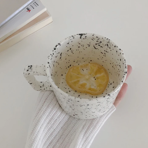 Taza de Café de Porcelana de Diseño Nórdico Creativo Directo de Fábrica, Diseño de Ondas de Tinta, Apta para Alimentos, Apta para Microondas y Lavavajillas, Personalizable - Product Image 5