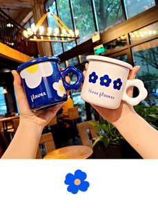 Tasse de <span class=keywords><strong>camping</strong></span> à bord bleu classique de 12oz personnalisée tasse à café en émail au design unique lavable au lave-vaisselle tasses de voiture mignonne idée <span class=keywords><strong>cadeau</strong></span> de remise des diplômes - Product Image 4