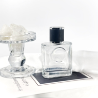Offre Spéciale haute qualité 50ml bouteille d'huile essentielle parfum atomiseur boîte de parfum cosmétiques bouteille de parfum vide