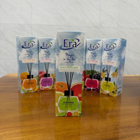 Diffuseur de parfum en rotin Era avec bâtonnets, flacon en verre, arôme diffuseur multi-usages, parfum pour voiture et bureau, durable, écologique, décoratif