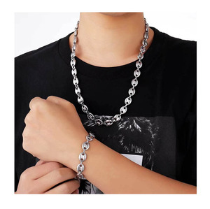 Punk Hip-Hop Cochon Nez Pendentifs Collier 8mm <span class=keywords><strong>Grain</strong></span> <span class=keywords><strong>De</strong></span> <span class=keywords><strong>Café</strong></span> Plaqué Or Chaîne Collier Pour Hommes Transparent Bracelet et Collier Ensemble - Product Image 1