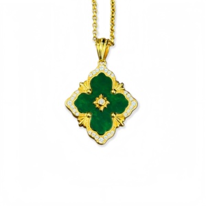 Pendentif Fleur Classique en Argent 925 et Jade avec Diamants Sertis en Bezel, Charme Thème Unisexe pour Usage Quotidien - Product Image 1
