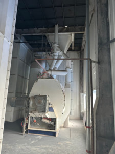 โรงงานใหม่<span class=keywords><strong>ขาย</strong></span>ตรง <span class=keywords><strong>เครื่อง</strong></span>ผสมอาหารแบบริบบิ้นแนวนอน 15 ตัน/ชม. สำหรับ<span class=keywords><strong>อาหาร</strong></span>สัตว์ <span class=keywords><strong>เครื่อง</strong></span><span class=keywords><strong>ปั่น</strong></span>ผง<span class=keywords><strong>อาหาร</strong></span>ไฟฟ้า ผลิตจากเหล็กกล้าคาร์บอนและสแตนเลส - Product Image 4