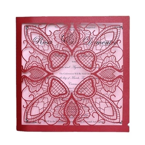 Elegante <span class=keywords><strong>cartoncino</strong></span> <span class=keywords><strong>rosso</strong></span> per inviti di nozze in pizzo con taglio Laser e <span class=keywords><strong>cartoncino</strong></span> con motivo vuoto - Product Image 1
