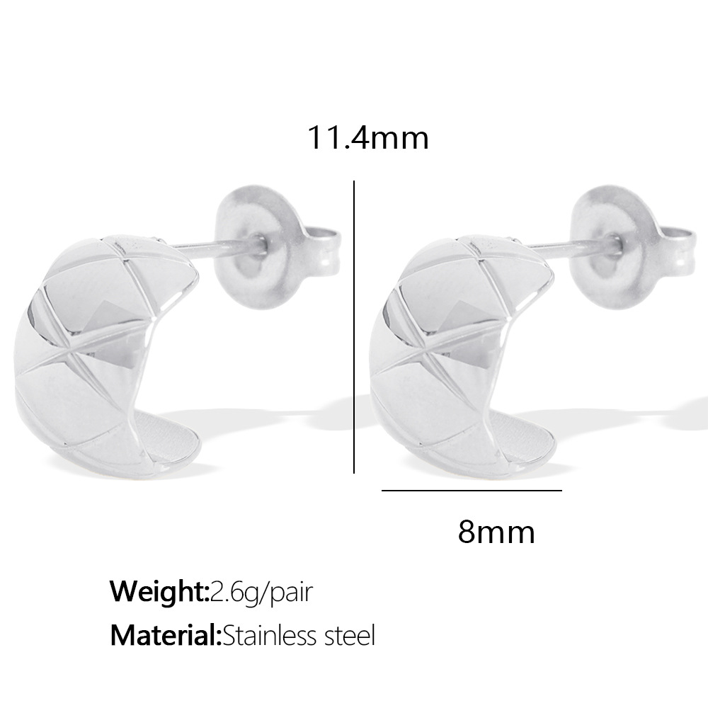 EH04 Small Silver Earrings