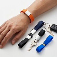 Clé USB rotative en métal 8 Go avec bracelet en silicone – Cadeau promotionnel pour événements