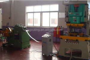 Tốc độ cao công nghiệp thủy lực uncoiler điện đầy đủ tự động đấm thẳng lõi động cơ Ống cán 220V 1 năm - Product Image 3