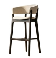 Tabouret de bar commercial de style nordique en bois massif à dossier haut avec accoudoirs et repose-pieds - Chaise de salle à manger d'hôtel au design minimaliste