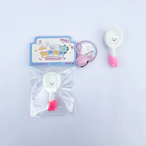 CHENXI Nouveau Jouet Anti-Stress Populaire et Amusant en Forme de Cuillère, Mini Taba Mochi Squishy avec Clochette - Product Image 3