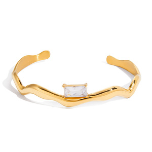 Bracelet ouvert en or 18 carats avec zircon blanc carré serti à griffes, bijou unisexe, cadeau - Product Image 5