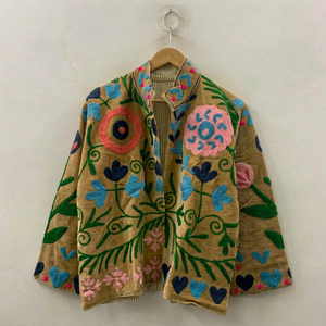 Chaqueta de Terciopelo Bordada a Mano de Rajastán para Mujer, de Alta Calidad, Color Beige, para Invierno, Venta Caliente 2026 - Product Image 1