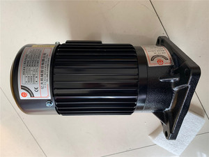 Yida Motor traite la commande du <span class=keywords><strong>moteur</strong></span> du <span class=keywords><strong>bras</strong></span> de changeur d'outils CAM FME22 3/4HP 1:10 AEV550 - Product Image 4