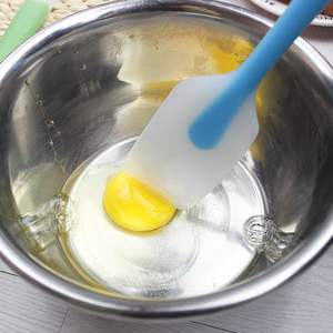 Outils de cuisine sans couture pour la cuisson et la pâtisserie grattoir antiadhésif en caoutchouc flexible et silicone résistant à la chaleur cuillère et spatule - Product Image 4