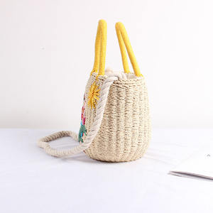 Sac tissé en paille fait main <span class=keywords><strong>2023</strong></span> nouveau sac à bandoulière brodé sac de plage de vacances - Product Image 4