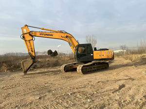 Vente Flash : Excavatrice Hyundai 305LC-7 d'occasion, moteur fiable, robuste, système hydraulique fluide, entretien facile pour projets d'ingénierie - Product Image 2