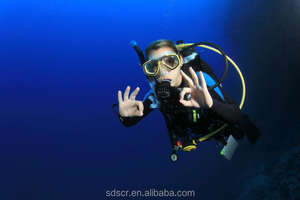 공장 핫 세일 3mm 네오프렌 원피스 잠수복 방한 스팟 태양 보호 따뜻한 냉수 스노클링 서핑 세트 - Product Image 4