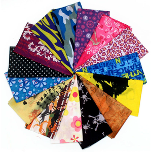 Bandana de visage sans couture <span class=keywords><strong>pas</strong></span> <span class=keywords><strong>cher</strong></span> pour l'extérieur cache-cou Bandana tube <span class=keywords><strong>Snood</strong></span> avec logo imprimé personnalisé - Product Image 5