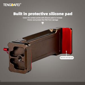 Hete Aanbieding: Fabrieksdirect Verstelbare Aluminium Tablet Klem Statief Adapter met Cold <span class=keywords><strong>Shoe</strong></span> Mount en 1/4 Inch Schroef - Product Image 2