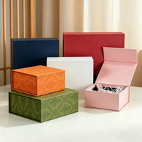 Boîte cadeau magnétique de luxe sur mesure en carton rigide, avec logo personnalisé pour mariage, cosmétiques, bijoux et emballage.