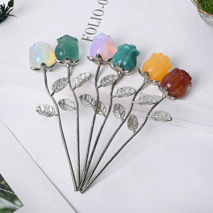 Fleur sculptée en cristal de quartz rose naturel avec tige en argent, artisanat fait main, cristal de guérison, décoration d'intérieur, cadeau - Product Image 4