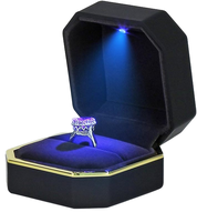 JINSKY Boîtes à bijoux personnalisées à lumière LED noires de qualité supérieure pour boucles d'oreilles bagues colliers emballage cadeau pour bagues