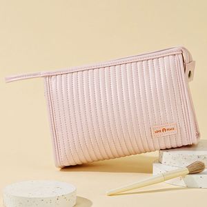 Travel Cosmetic Bag Large Capacity Makeup Bag PU Leather Travel Toiletry Bag - Product Image 3
