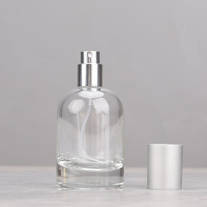 香水瓶　アトマイザー　彫金　SILVER　perfume bottle　ツキ10 香水瓶 アトマイザー 彫金 SILVER perfume bottle ツキ10