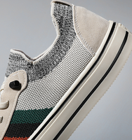 Chaussures de sport décontractées pour hommes, légères, vulcanisées, en maille respirante, avec empiècements en daim et blocs de couleur, personnalisables en gros