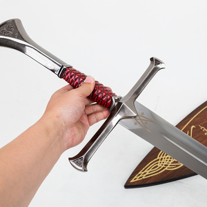Replica della Spada Narsil di Il <span class=keywords><strong>Signore</strong></span> <span class=keywords><strong>degli</strong></span> <span class=keywords><strong>Anelli</strong></span>, Spada di Elendil Isildur Non Affilata, Accessorio per Cosplay, Collezione, Regalo di Halloween - Product Image 4