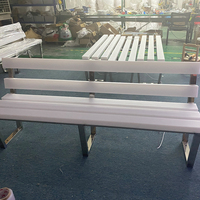 Chaise de jardin moderne d'extérieur avec éclairage LED en plastique PE, solaire, étanche, écologique, design rotomoulé