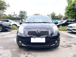 Gran Oferta: Toyota Yaris Compacto Hatchback Japonés Usado, 1.6L 4AT LHD, Distancia entre Ejes de 2460mm, Coche Usado Confiable y Económico para Exportación - Product Image 2