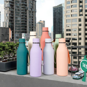 304 termo de gran capacidad de alto valor de color nueva botella de vacío con cuerda de elevación para deportes al aire libre taza de bolos de alta calidad - Product Image 2