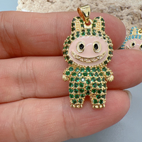 Vente en gros de pendentifs et breloques personnalisés Labubu en forme de personnage de dessin animé, plaqués or 18 carats, avec zircon et cristal, tendance, pour la fabrication de bijoux de mariage