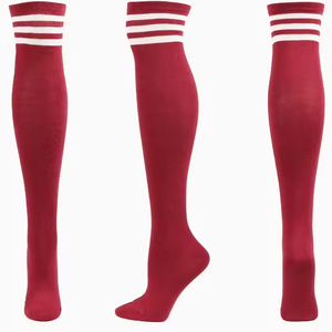 Chaussettes longues classiques neuves pour femmes, au-dessus du genou, pour le printemps, avec trois bandes, vente en gros, haute qualité - Product Image 3
