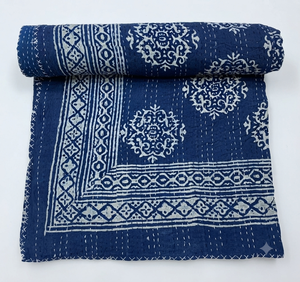 Cubrecama Kantha Vintage con Estampado a Mano Indio, 90x108 Pulgadas, Cubrecama Doble de Algodón Floral con Borde Geométrico - Product Image 5