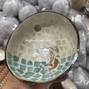 Cuencos de laca de coco hechos a mano de origen de Vietnam para sopa de ensalada | Vajilla sostenible ecológica al por mayor - Product Image 1