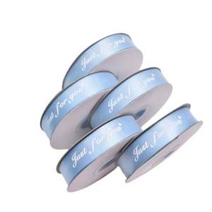 โรงงานขายส่งริบบิ้นผ้าซาตินโพลีเอสเตอร์ RPET 100% แบบสองหน้า ผลิตตามสั่ง พิมพ์โลโก้ได้ เป็นมิตรกับสิ่งแวดล้อม ม้วน 196 - Product Image 3