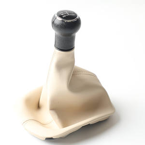 ฝาครอบกันฝุ่นเกียร์รถยนต์สีเบจสำหรับ Passat B5 5 6 สปีด อะไหล่เปลี่ยนหัวเกียร์ - Product Image 1