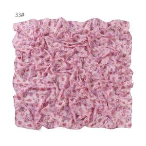 Vente en gros de foulards musulmans pour femmes, hijab, châles, voile en polyester de qualité supérieure, imprimé, design incurvé, borong, tudung - Product Image 4