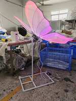 LED à changement de couleur ouvrant et fermant le réverbère mobile papillon électrique pour les décorations de scène