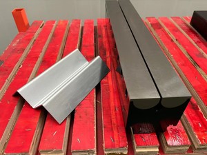 China Bester Preis WANDEPRESS Maßgefertigte Abkantpresswerkzeuge Hochpräzise Abkantpressenstempel und -matrizen - Product Image 5