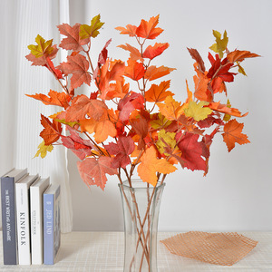 Arrangement de feuilles d'érable artificielles Flower Delight, feuilles de soie mélangées, décoration de Noël pour la maison, 12 pouces, décoration végétale écologique - Product Image 1