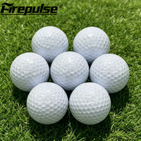 Balles de golf surlyn blanches à quatre couches, longue distance, résistantes à l'usure et durables, logo personnalisé disponible