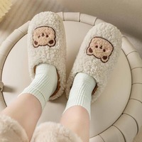 StepGrace vente en gros hiver dessin animé coton pantoufles femmes Couples intérieur semelle épaisse belles chaussures en coton antidérapant chaud cheveux vadrouille