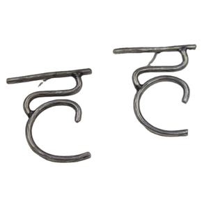 ต่างหูสแตนเลสสีเงินสีทองสำหรับผู้หญิงดีไซน์หรูที่มีชื่อเสียง - Product Image 1