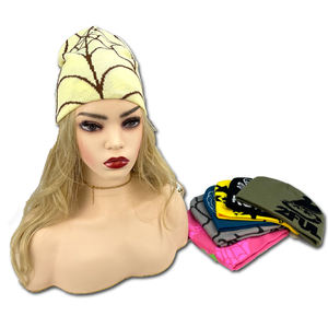 Bon prix du fabricant OEM : Bonnets <span class=keywords><strong>en</strong></span> <span class=keywords><strong>satin</strong></span>, bonnets surdimensionnés à motif toile d'araignée, bonnets jacquard personnalisés - Product Image 2