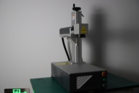 Machine laser à fibre de haute qualité 20W à onde continue, refroidie par air, de table, pour marquage couleur, laser informatique