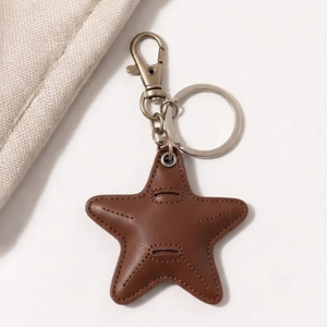 Llavero Colgante de PU con Diseño de Estrella de Dibujos Animados, Brillante y Ligero, Bonito Adorno para Bolso de Mano, Moderno para Mujer - Product Image 3