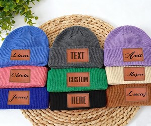 Bonnet unisexe en acrylique 100% tricoté, couleur unie, chaud et respirant, idéal pour l'hiver et la plage - Product Image 2